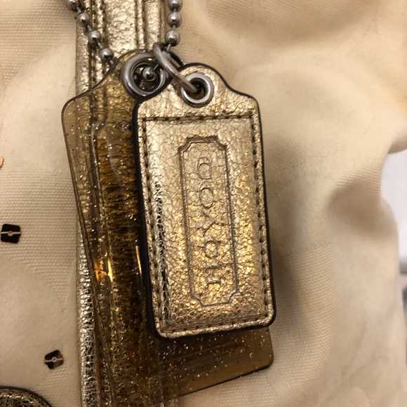 Authentic Coach - Picture 3 of 4